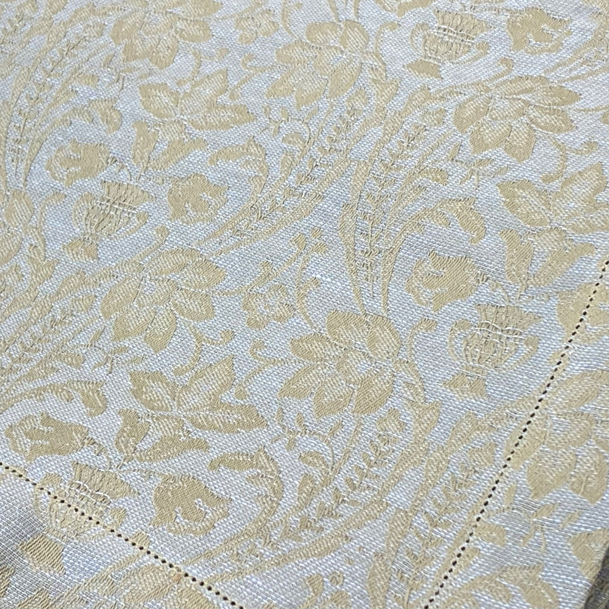 Tovaglia Donna di Coppe in Misto Lino Jacquard